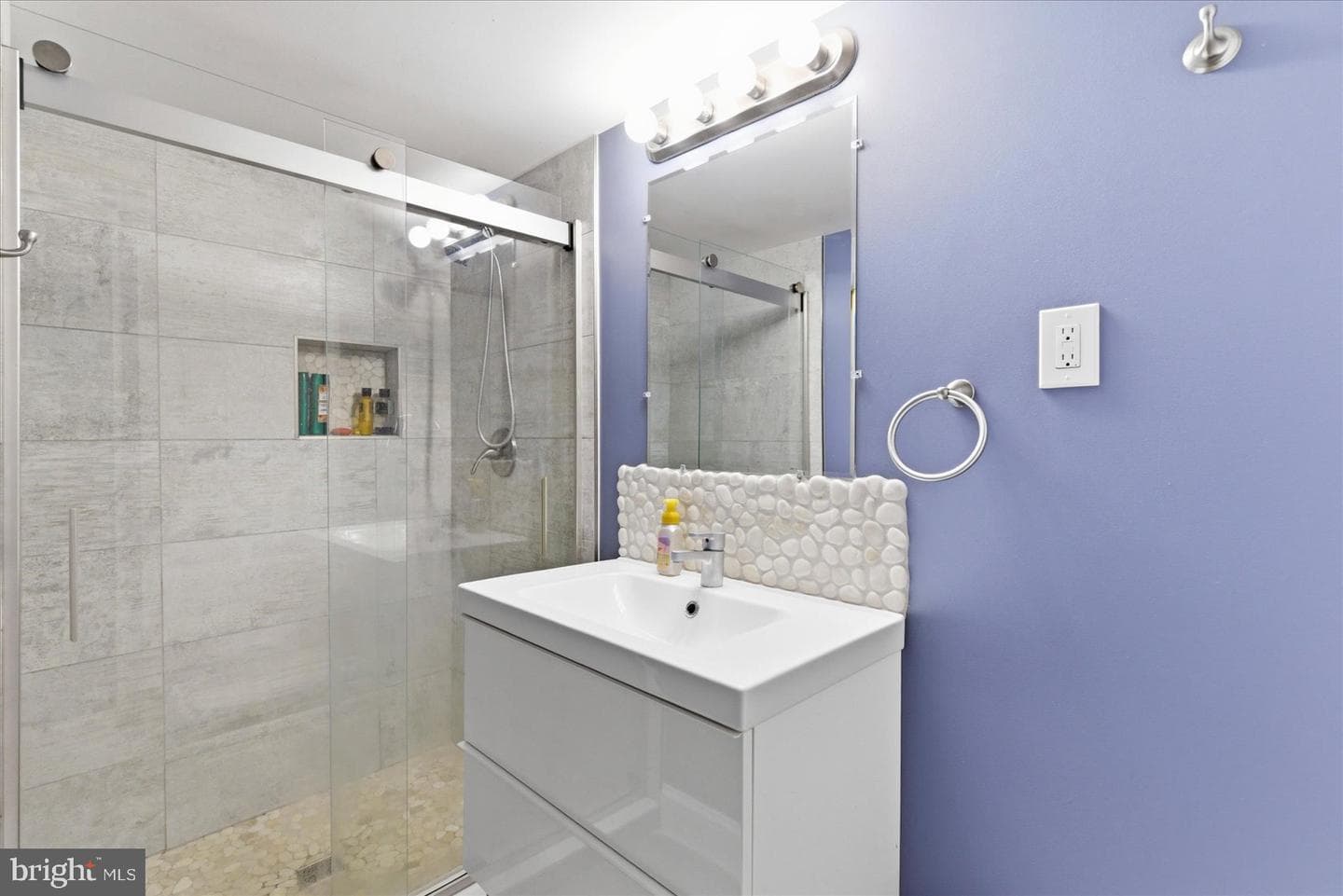 602 Monterey Court photo 36