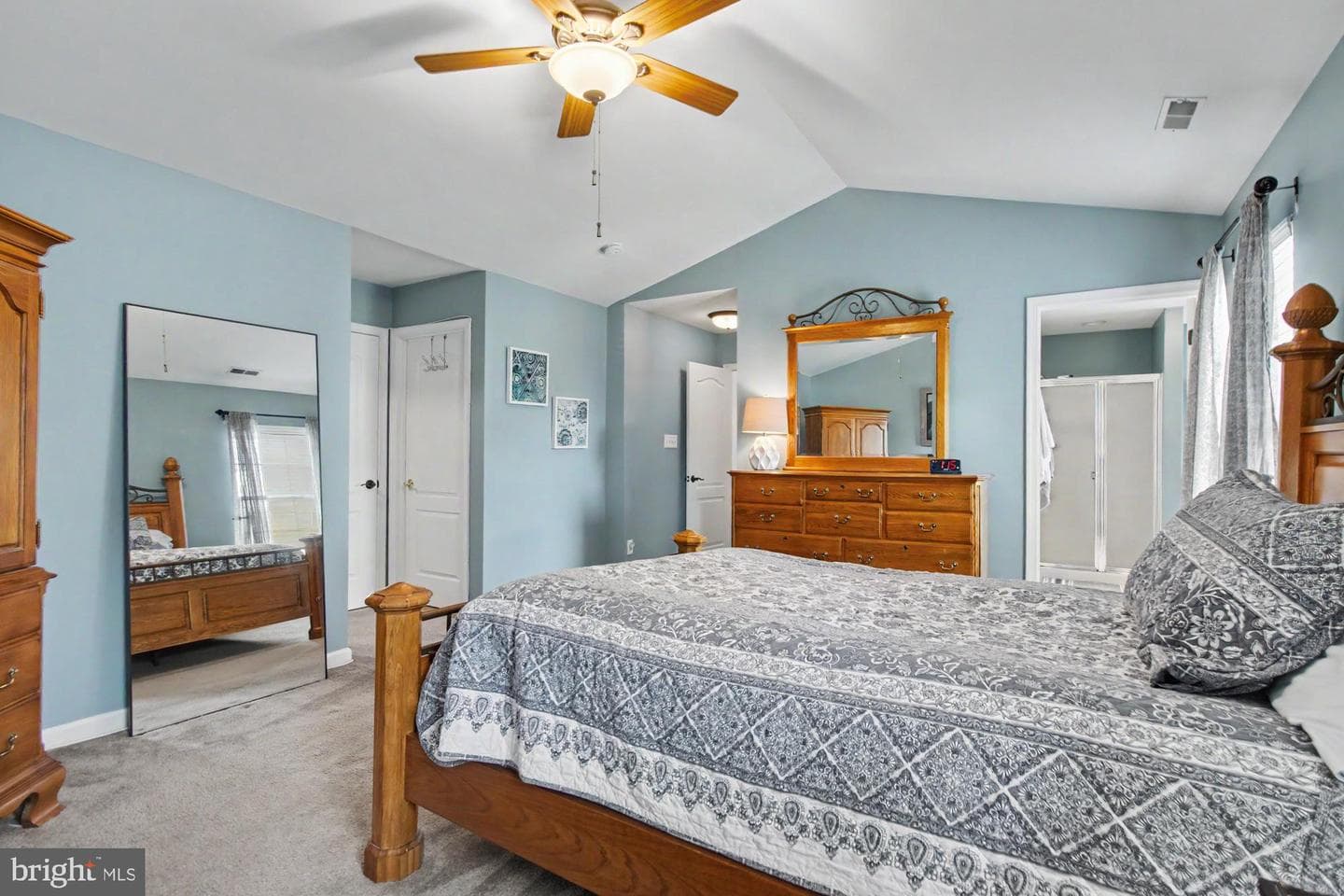 2913 Airdrie Avenue photo 56