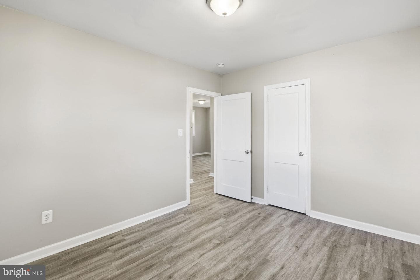 166 Bannister Ave photo 15
