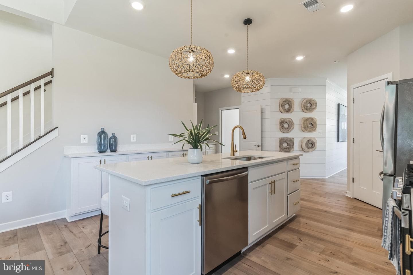 #142-3636 Dexter Court photo 15