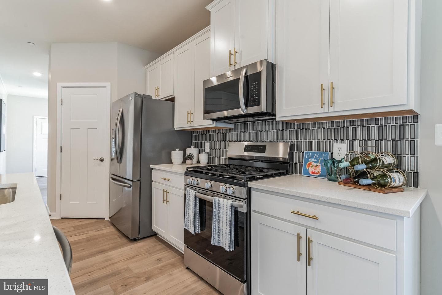 #142-3636 Dexter Court photo 16