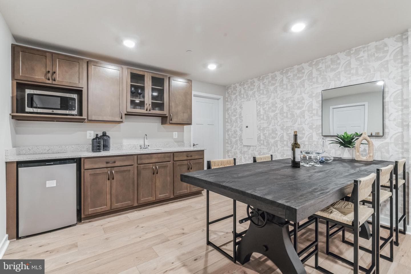 #142-3636 Dexter Court photo 18