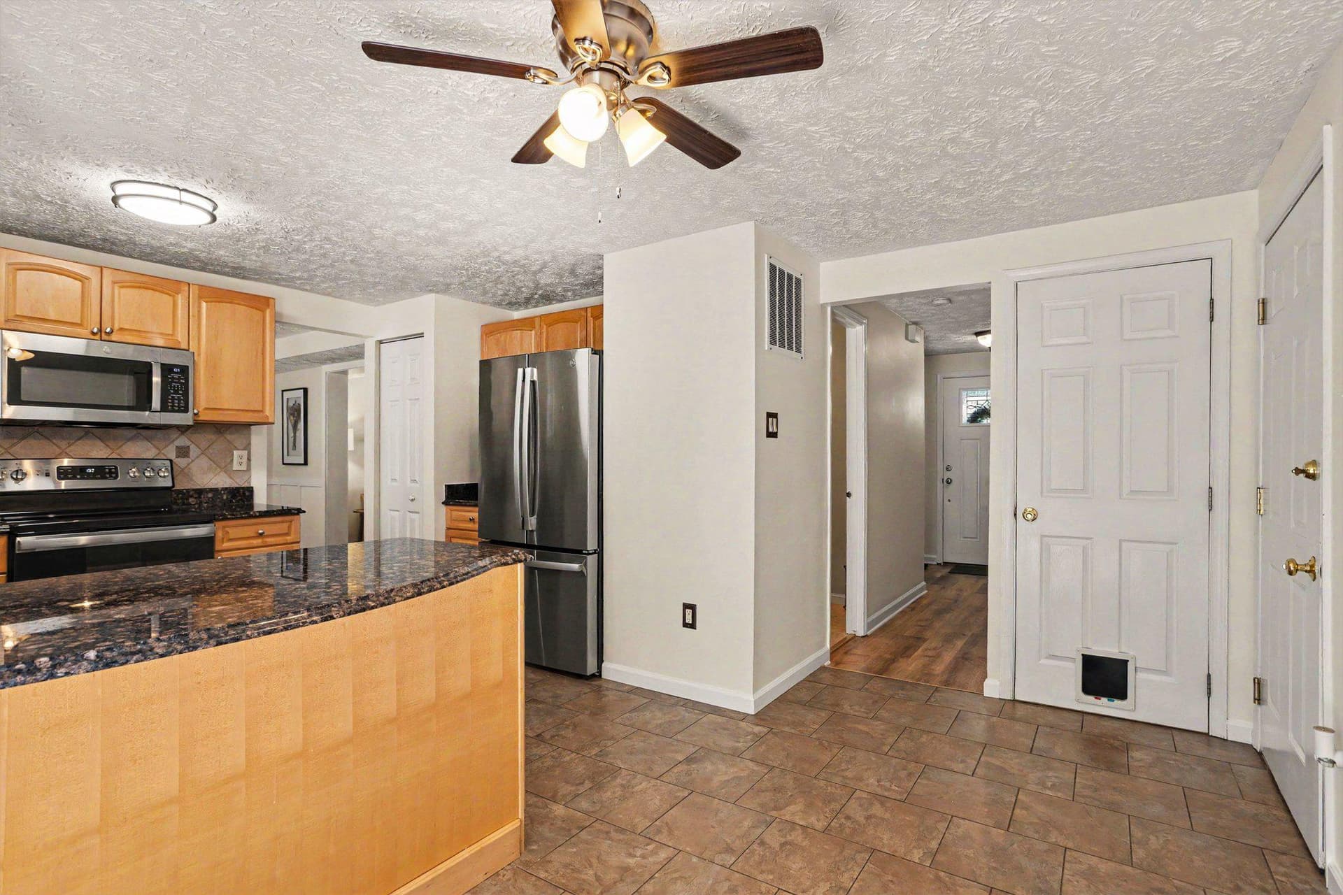 2987 Harrogate Way photo 10