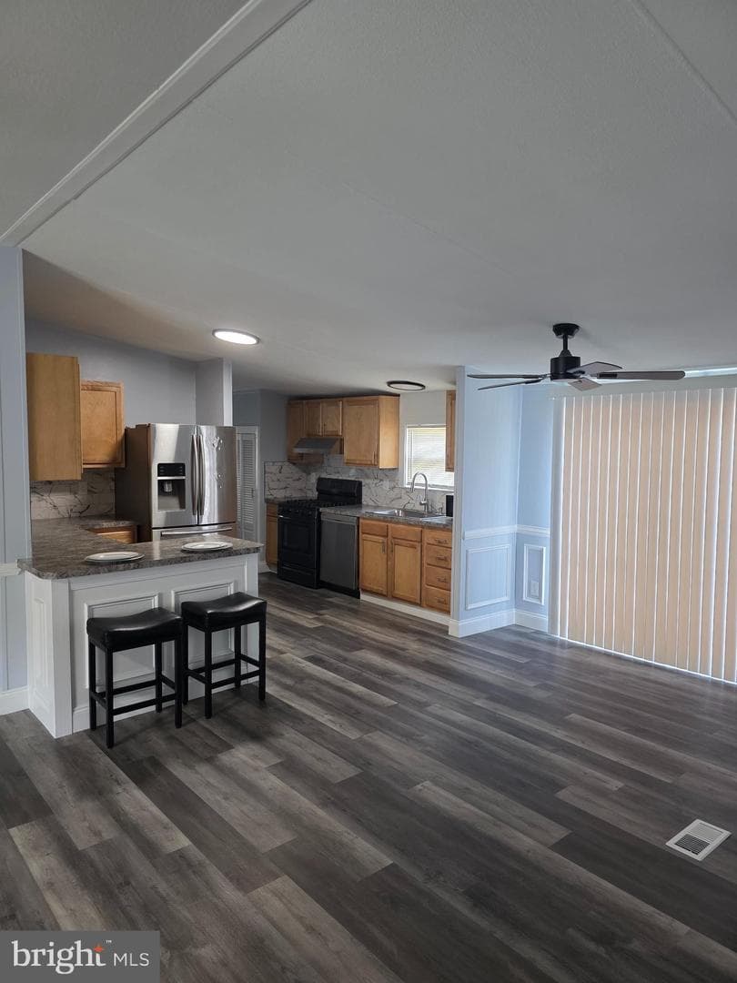 1824 Emily Drive photo 9