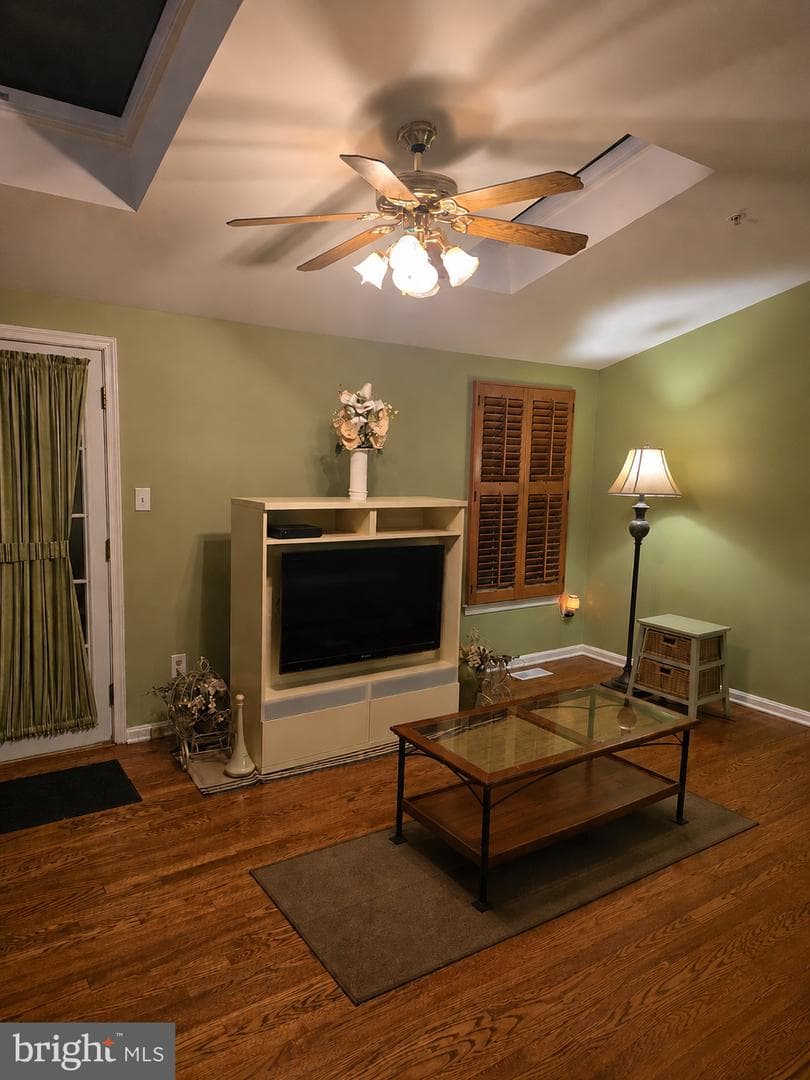 217 Ferring Court photo 19
