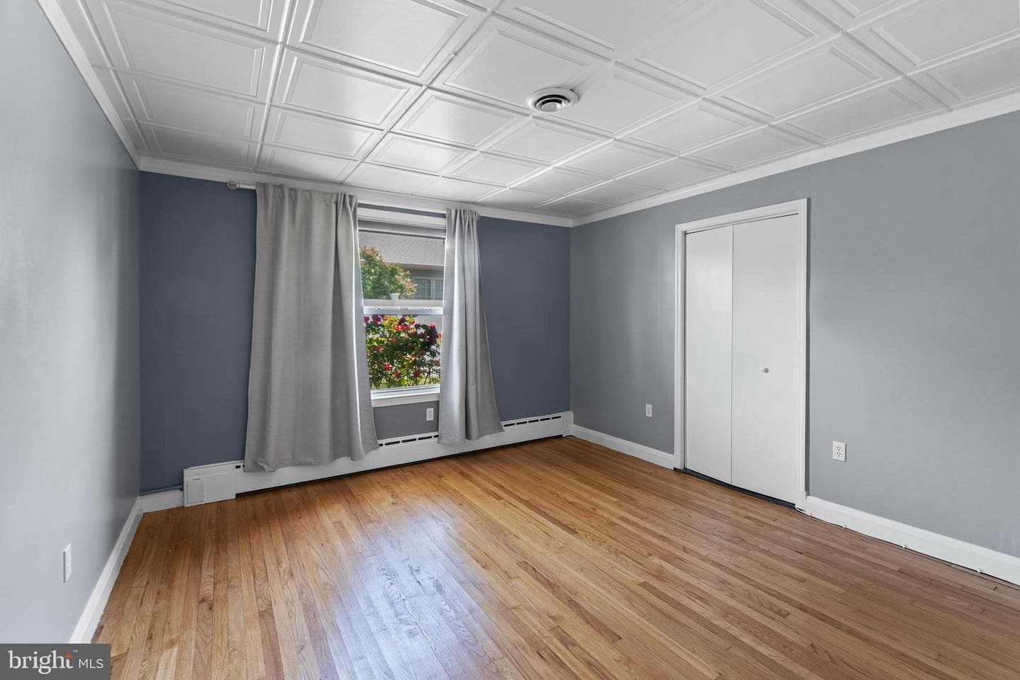 229 S Rogers Street photo 28