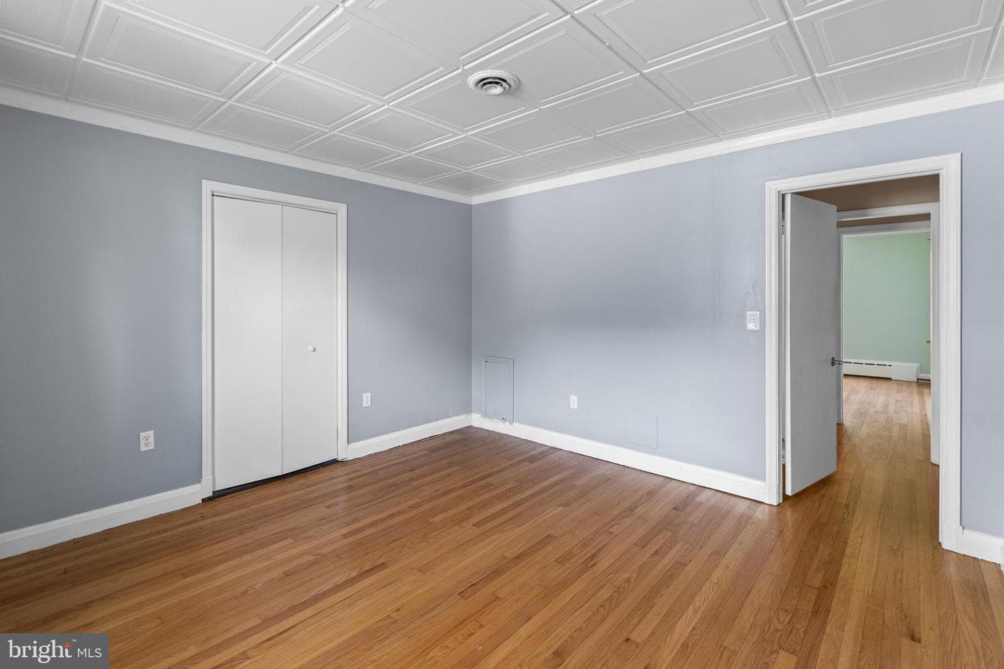 229 S Rogers Street photo 29