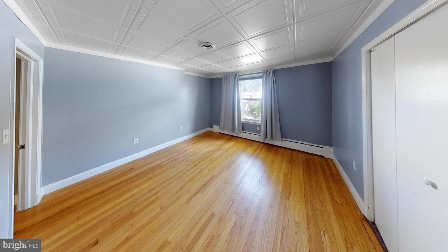 229 S Rogers Street photo 31