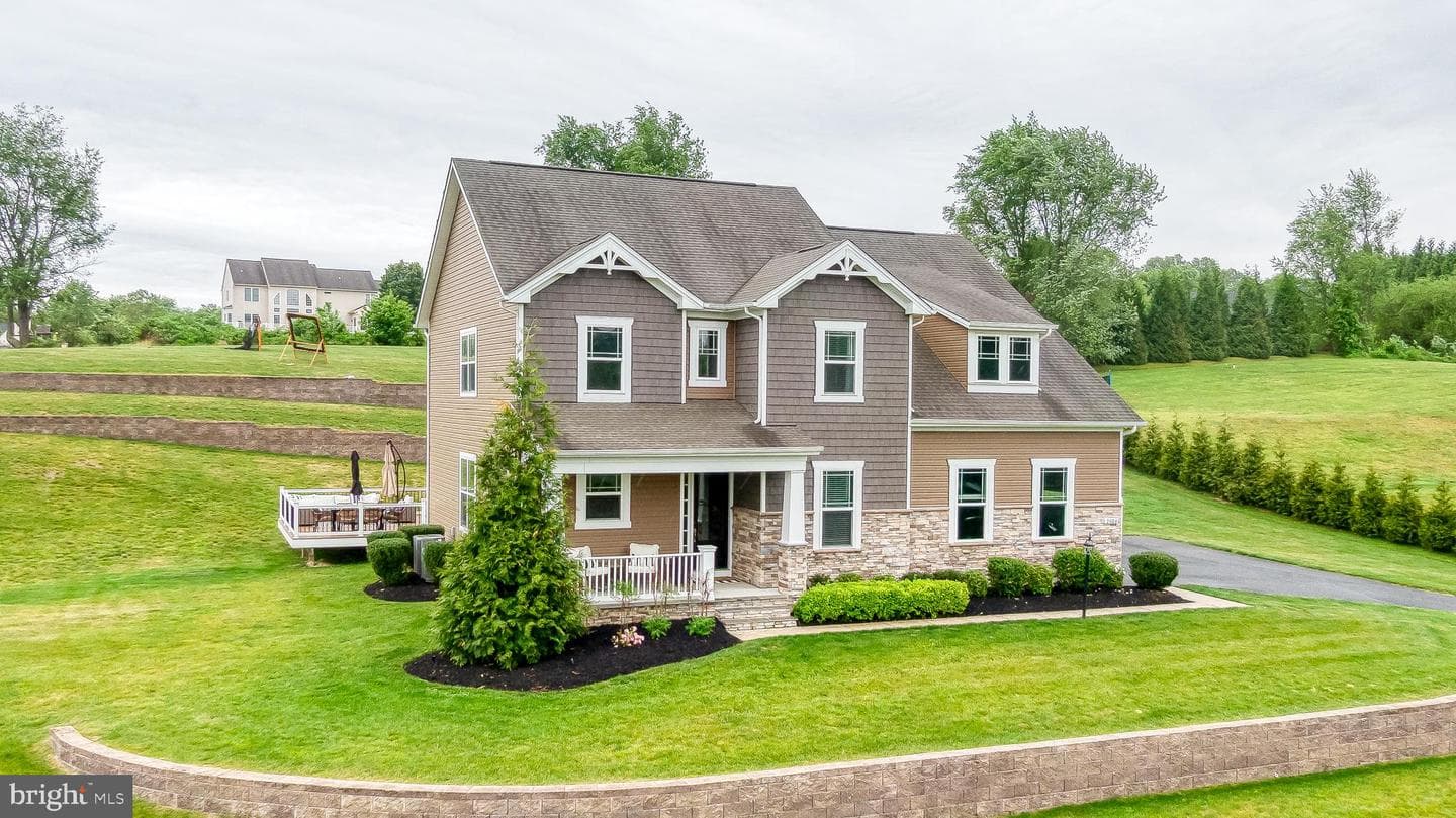 2508 Floreta Court photo 3