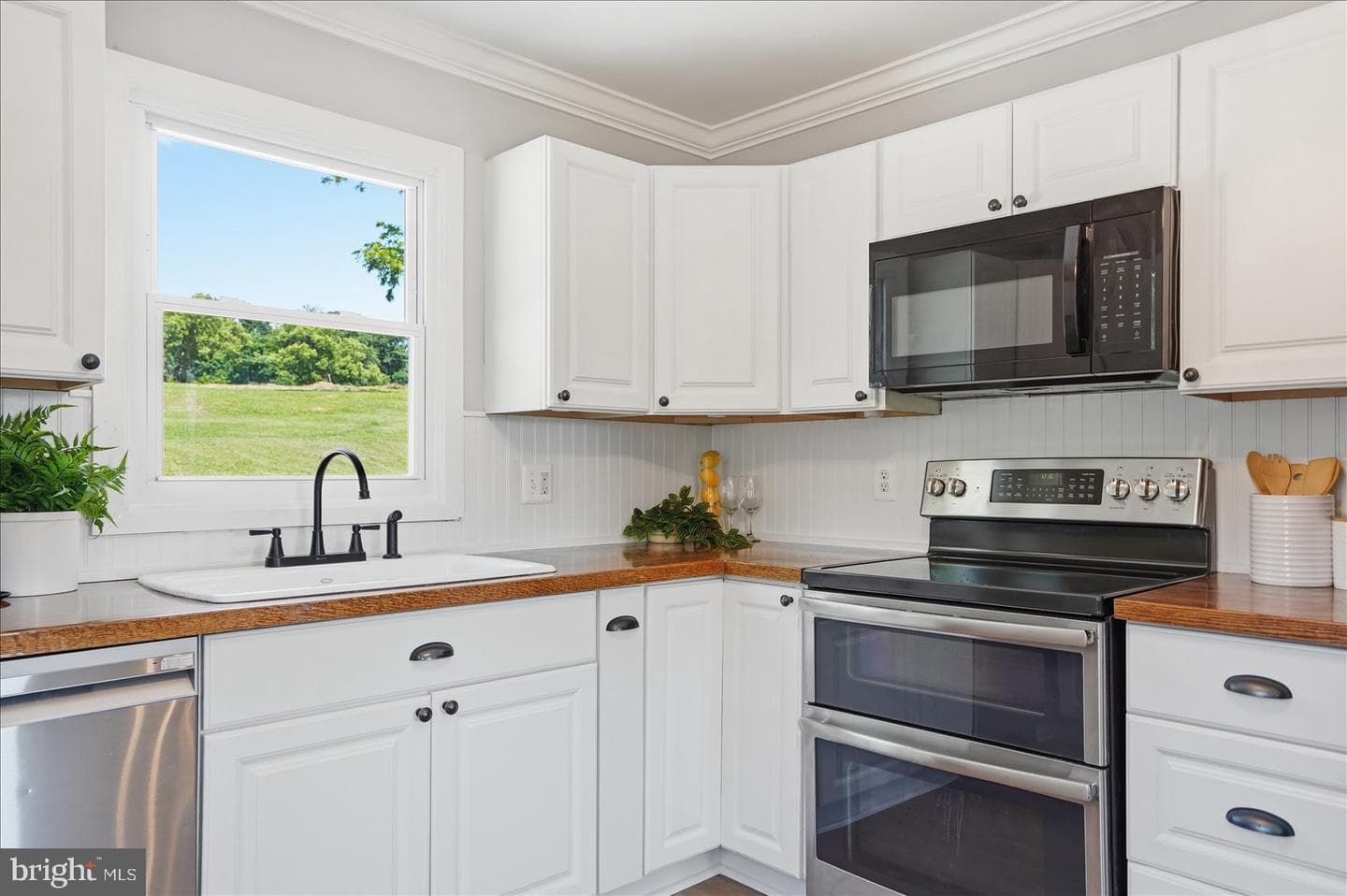 2949 Whiteford Road photo 7