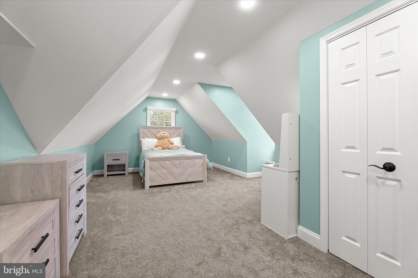 3003 Sheffield Court photo 66