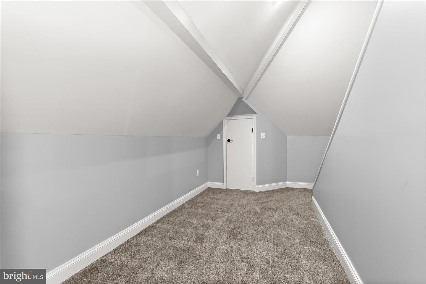3003 Sheffield Court photo 69