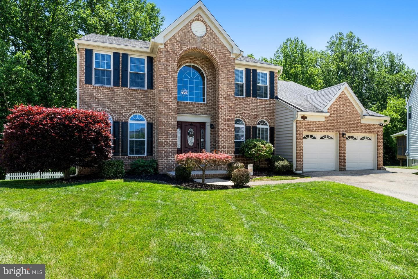 1211 Hickory Brook Court photo 2