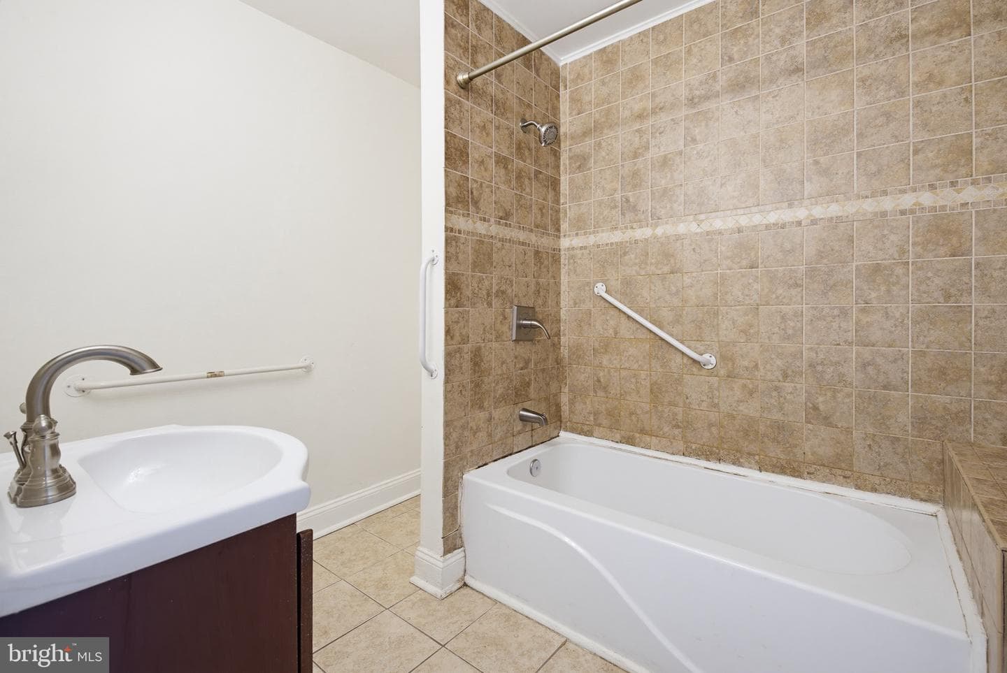 403 Ensor Court photo 20