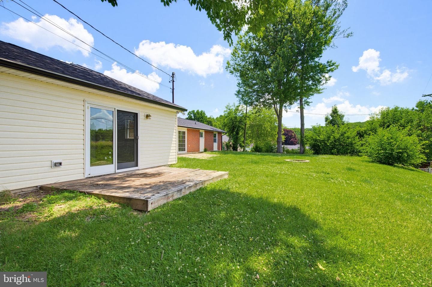 403 Ensor Court photo 34