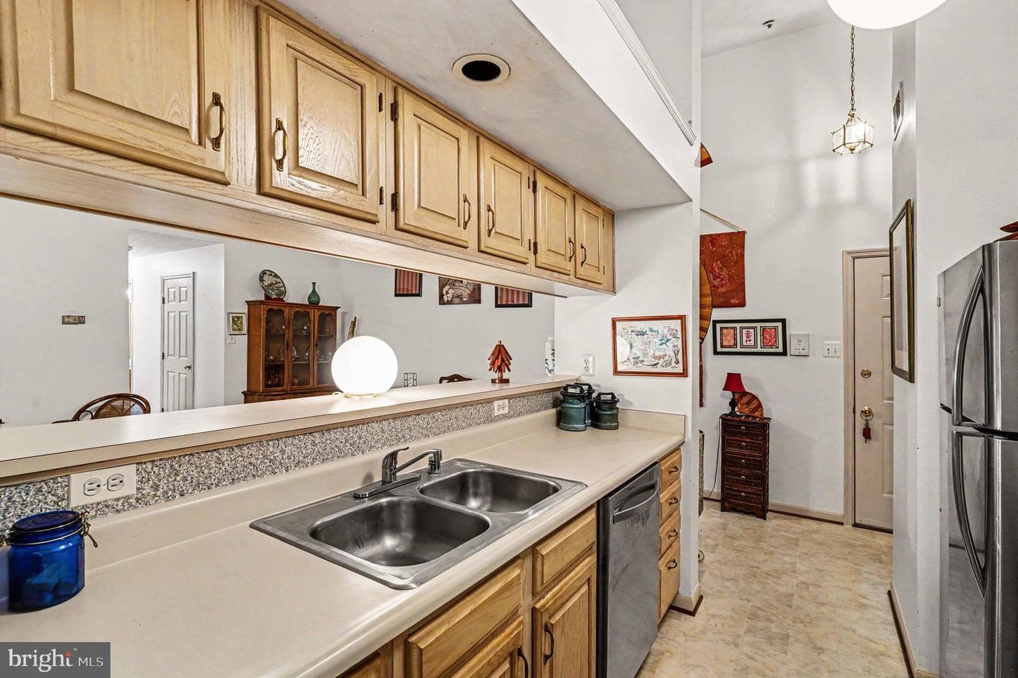 1006 Markham Court #1006-L photo 13