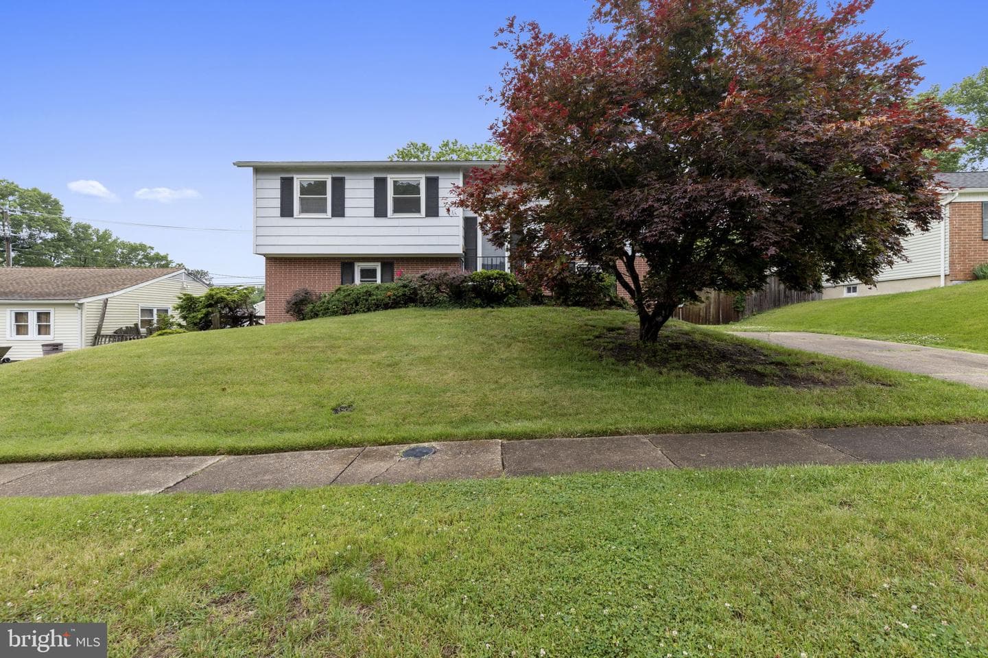 108 Duryea Drive photo 2