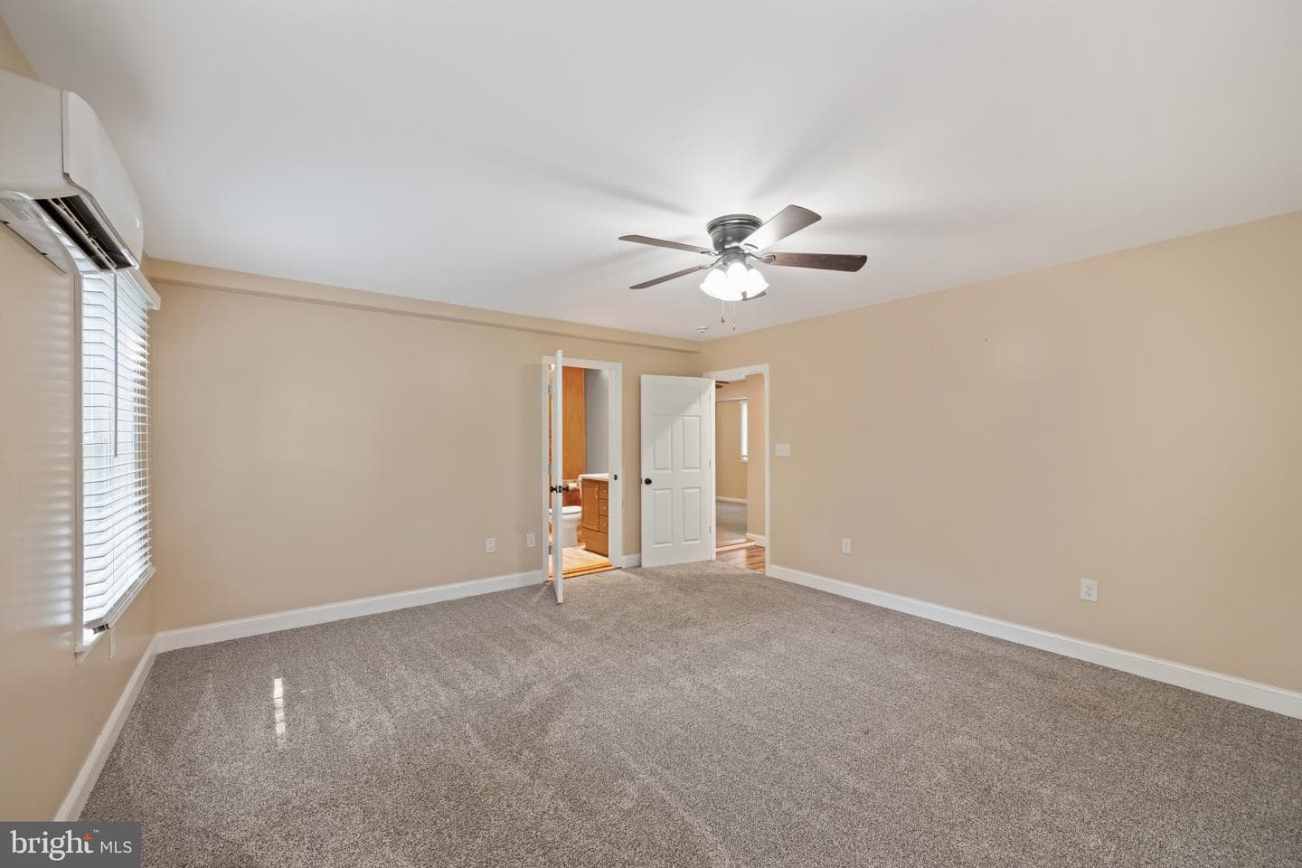 817 Giles Street photo 18