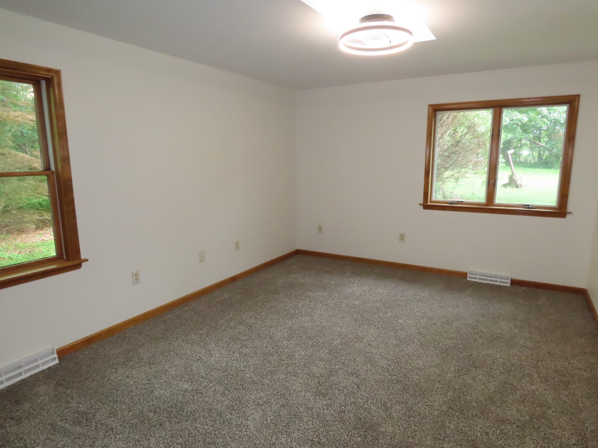 703 St Marys Road photo 15