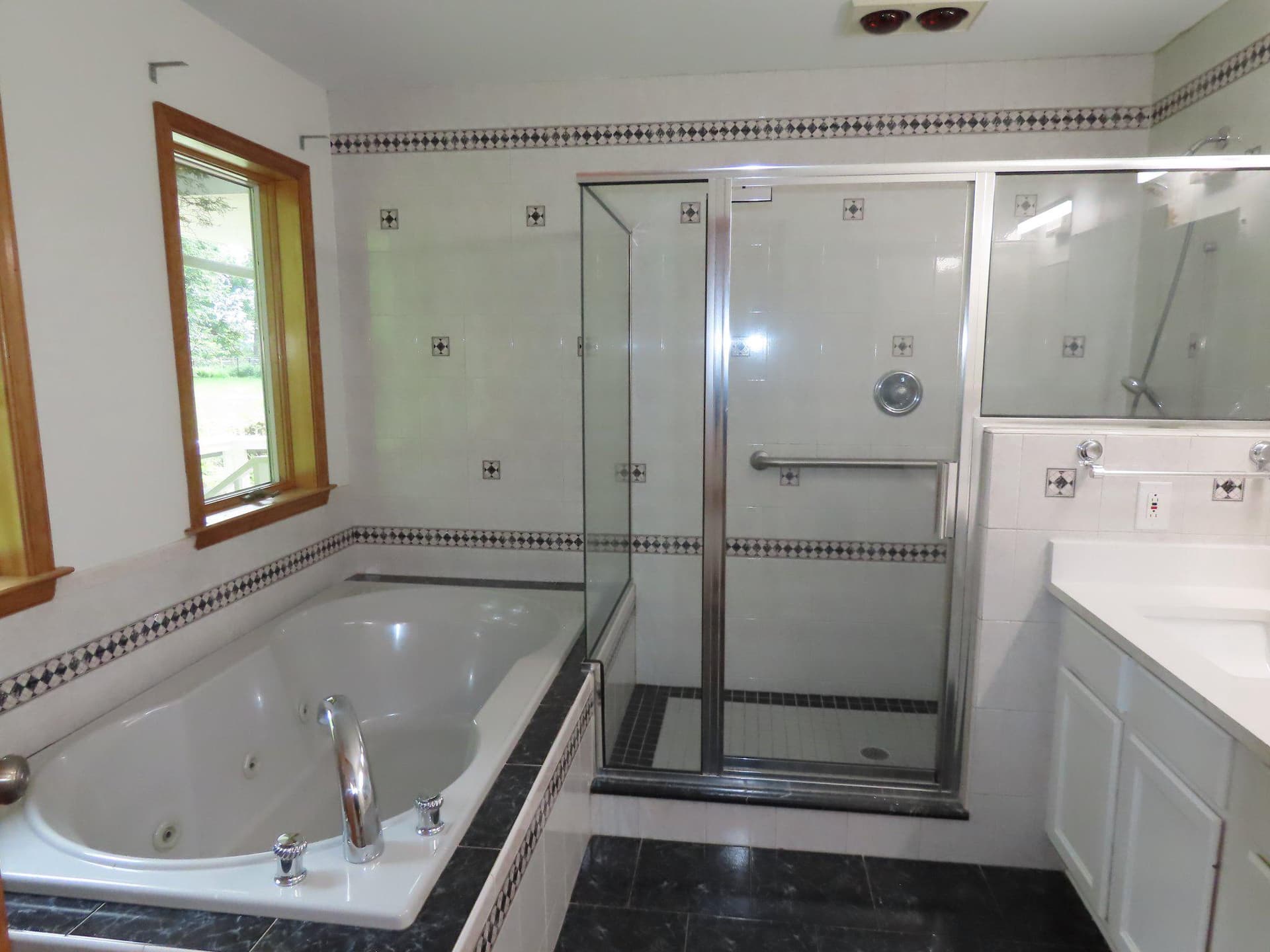 703 St Marys Road photo 17