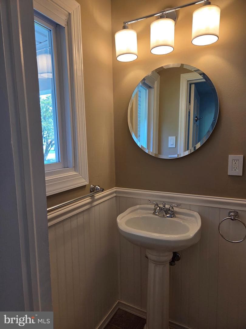 1315 Saratoga Drive photo 11