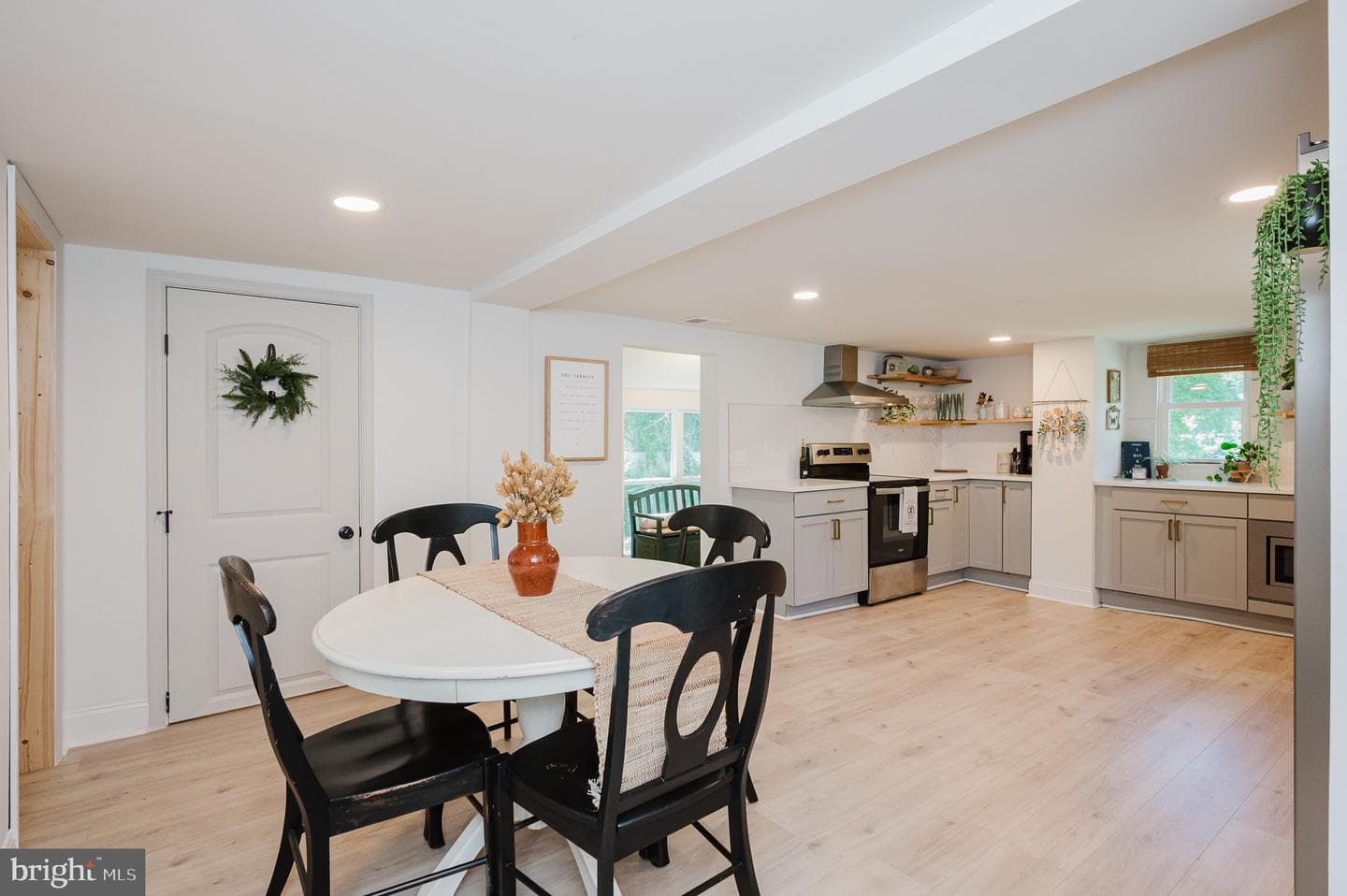 3248 Charles Street photo 22