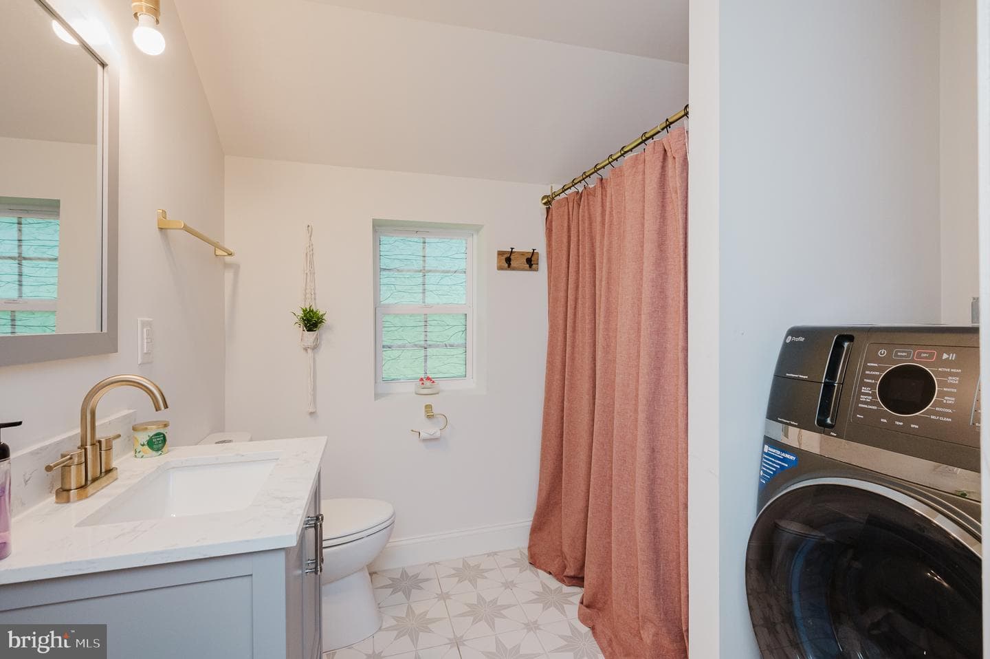 3248 Charles Street photo 37