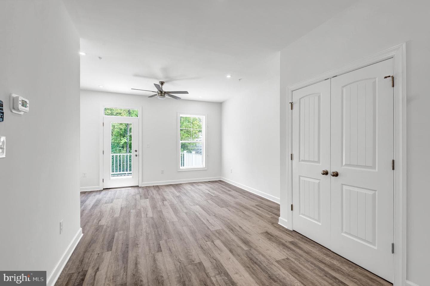 716 Bur Oak Court photo 7