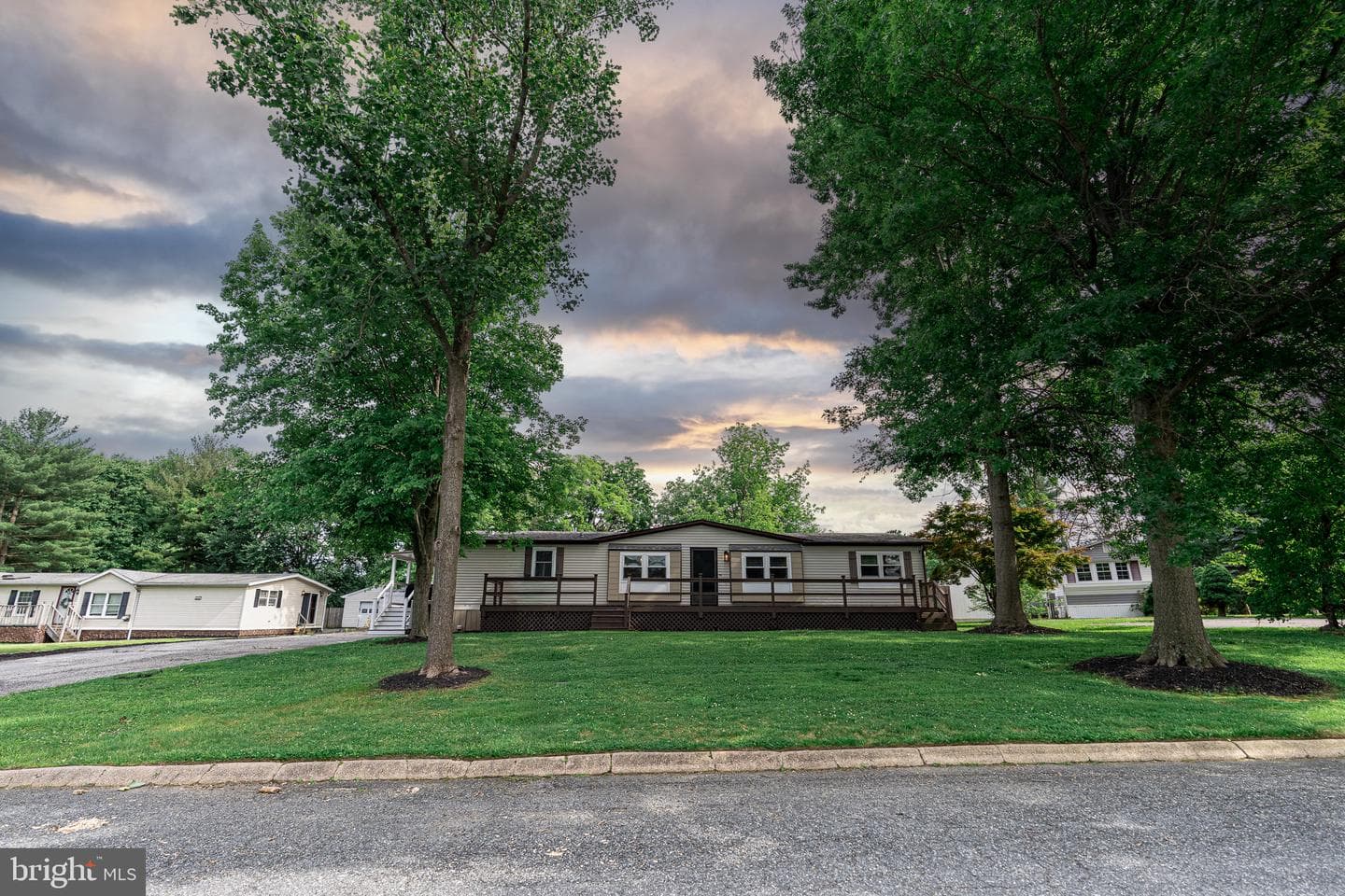 4403 Sanford Court photo 38