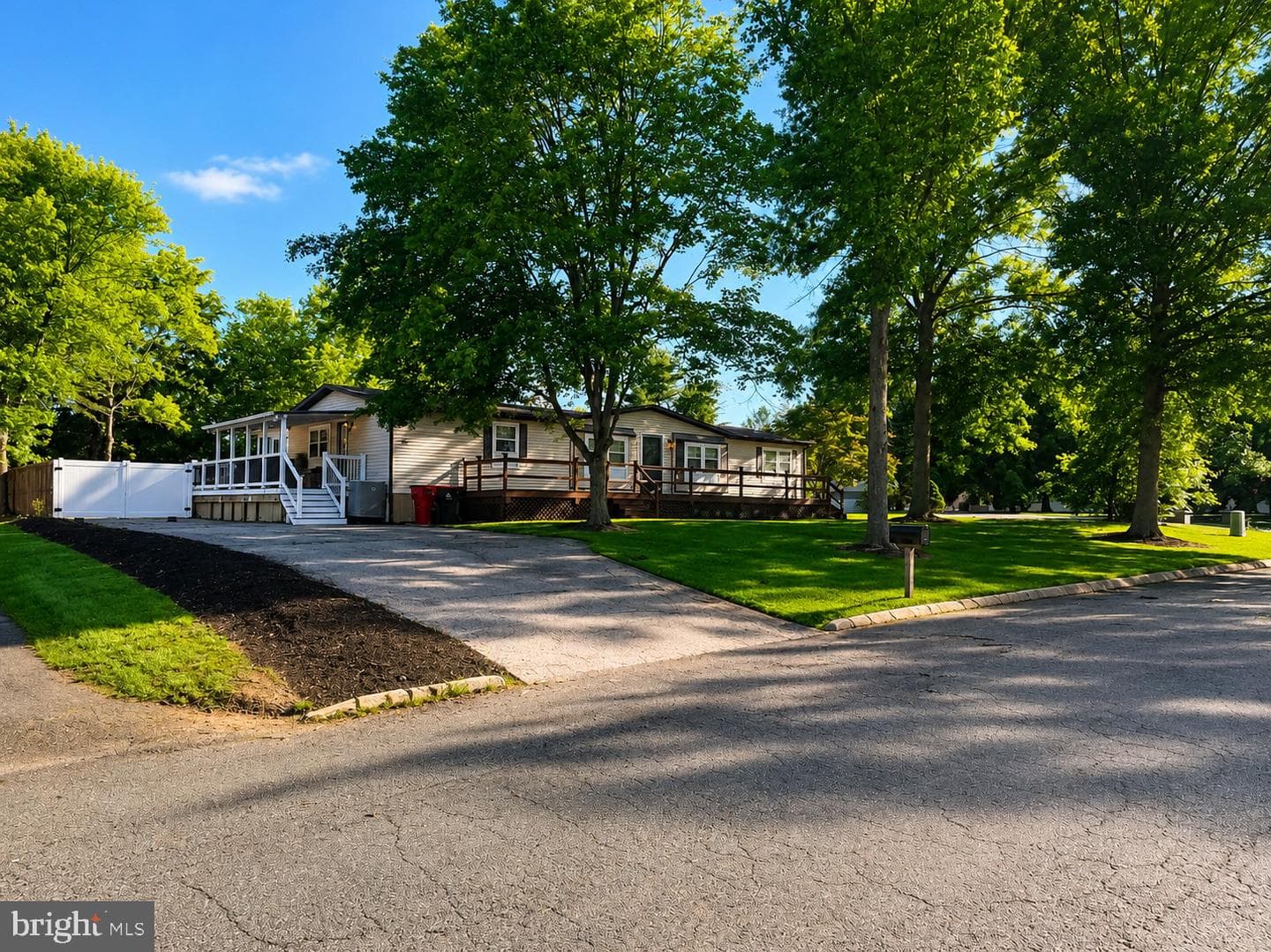 4403 Sanford Court photo 42