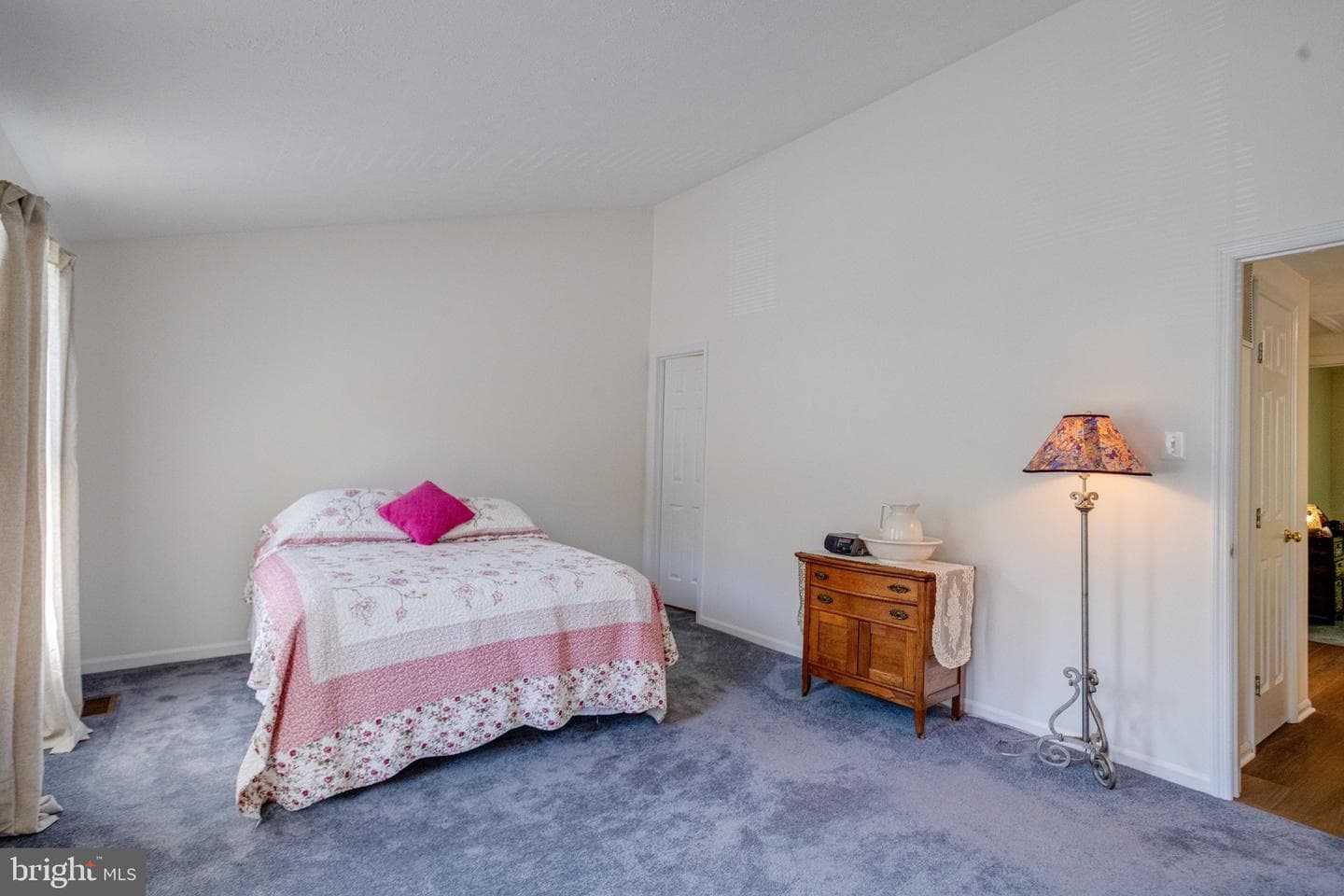 1826 Chester Way photo 28