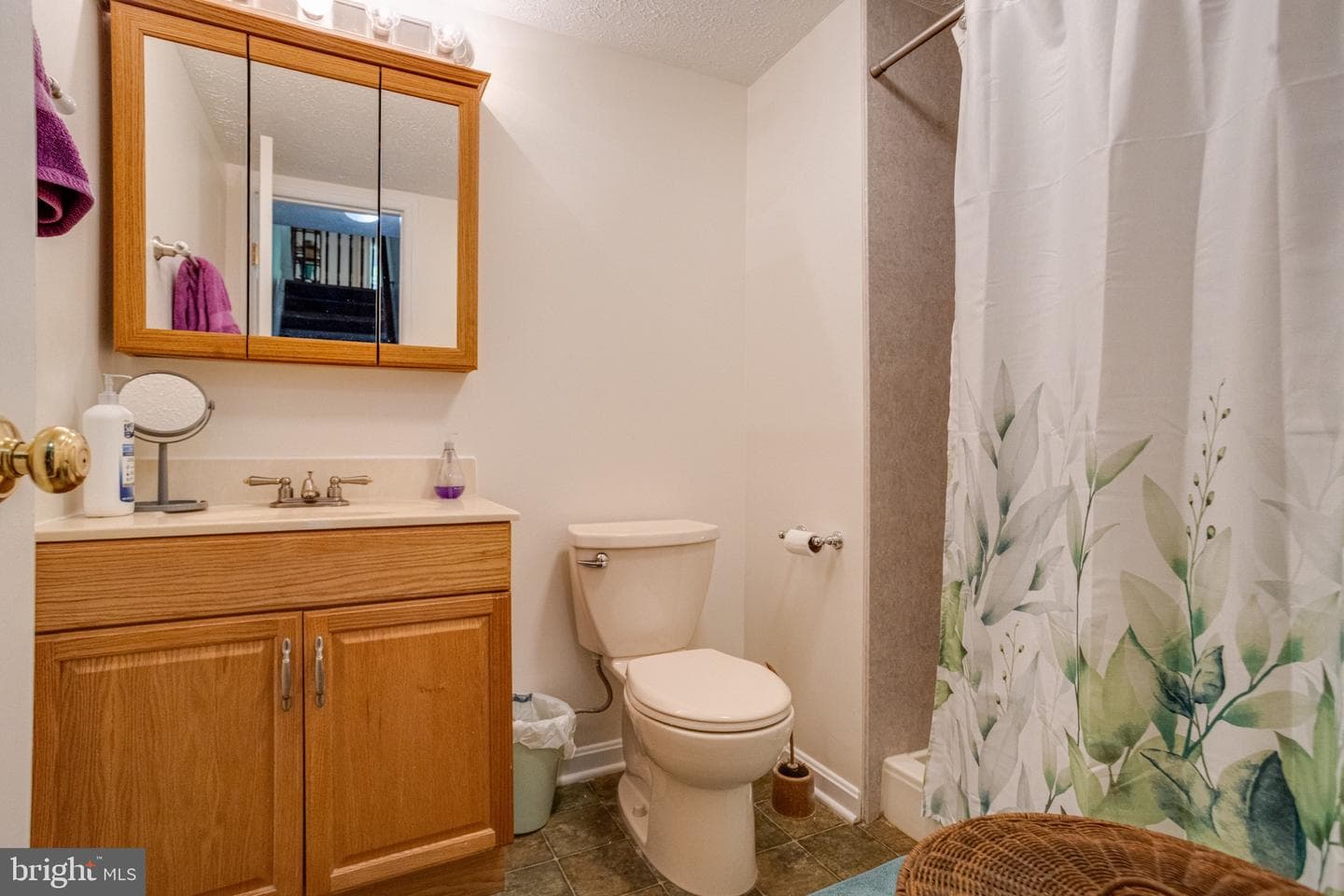 1826 Chester Way photo 46
