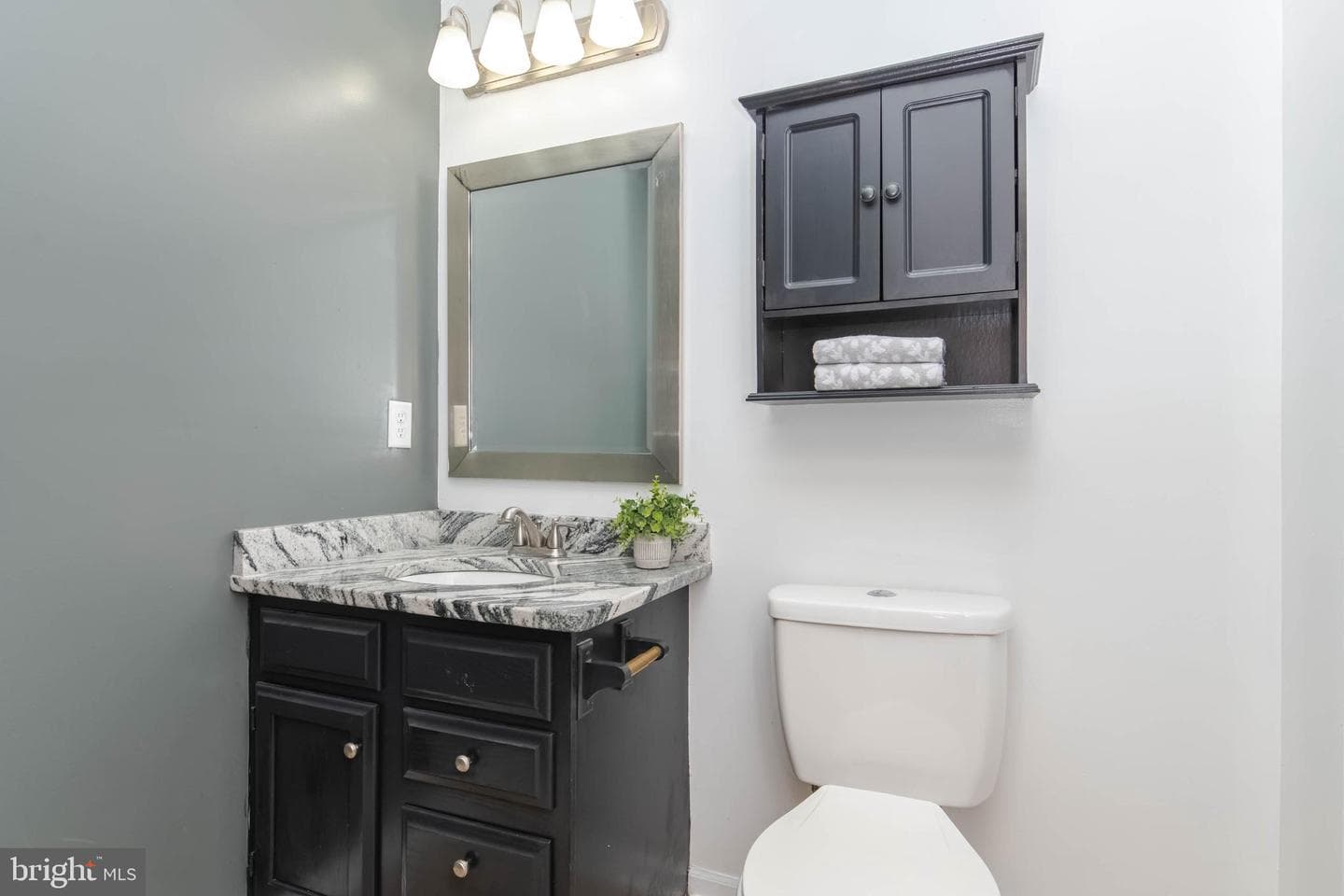 224 Ellerslie Court photo 16