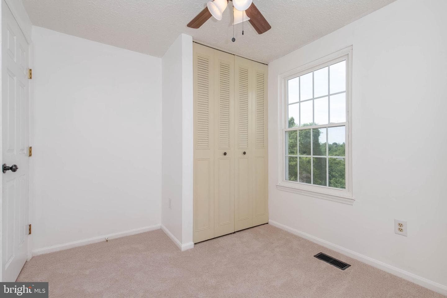 224 Ellerslie Court photo 28