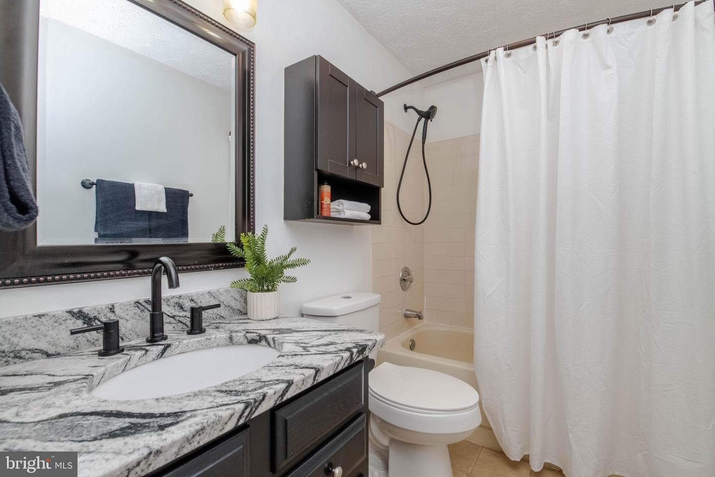 224 Ellerslie Court photo 29