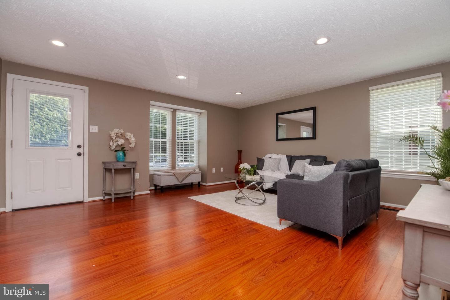 224 Ellerslie Court photo 3