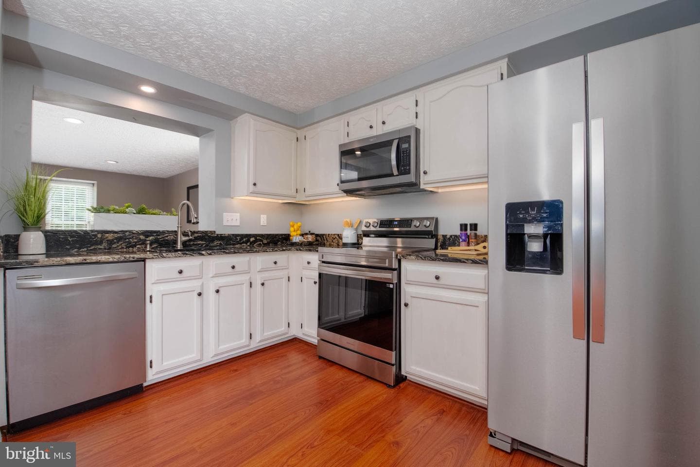 224 Ellerslie Court photo 8