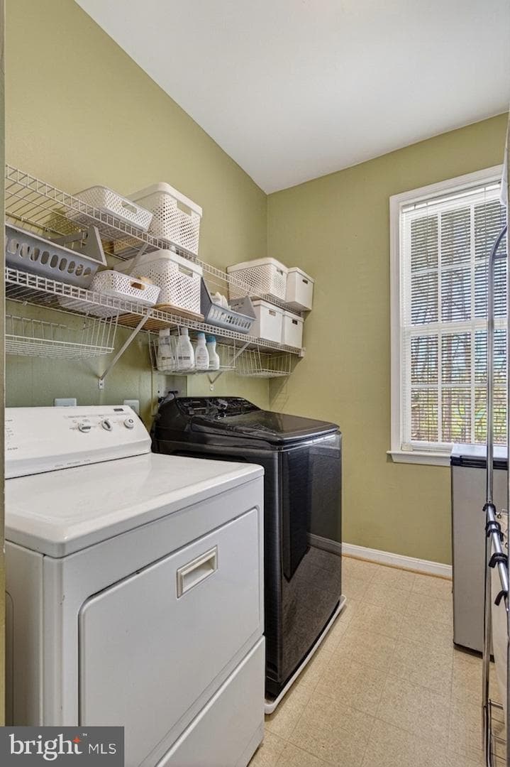 1504 Oakville Court photo 17