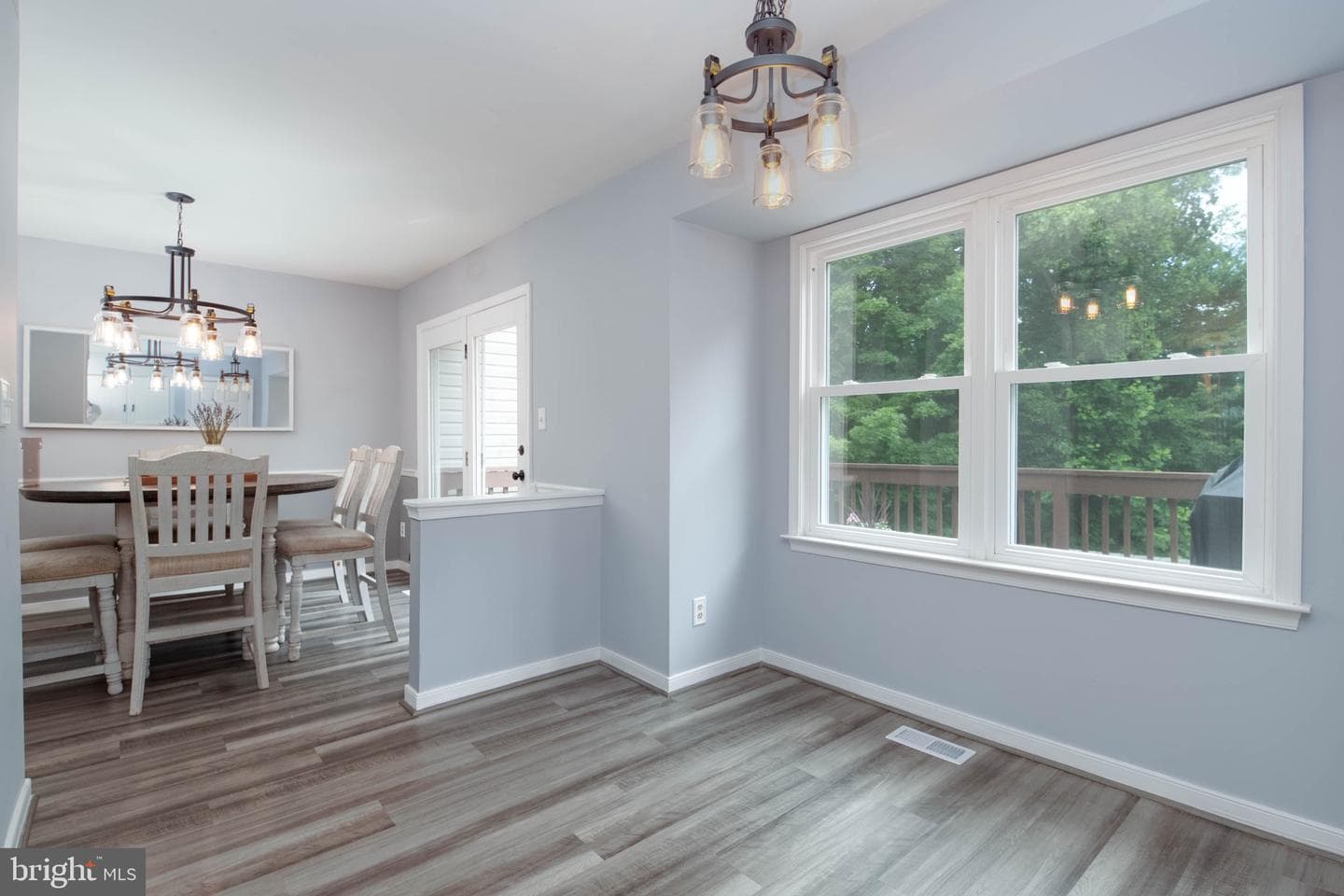 609 Kildonan Court photo 15