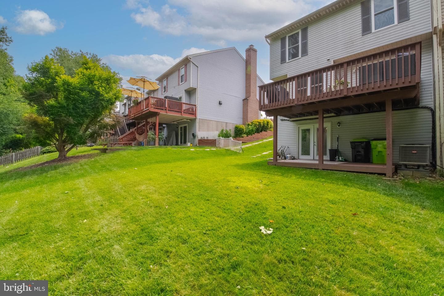 609 Kildonan Court photo 38