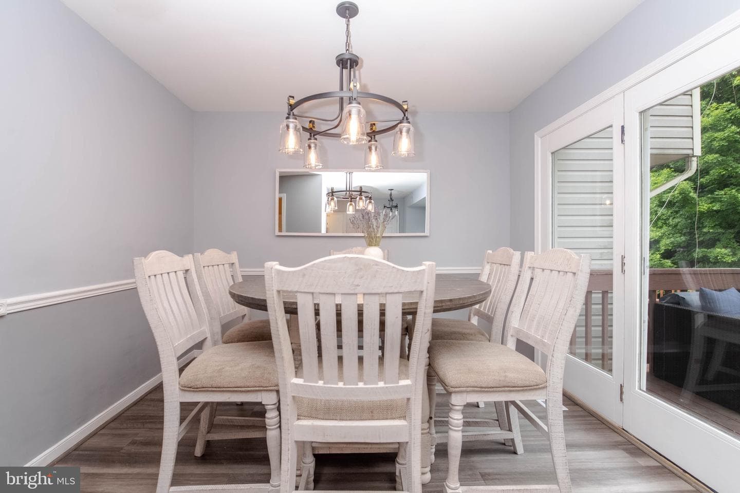 609 Kildonan Court photo 7