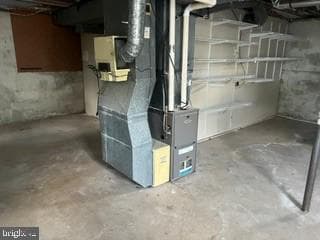 66 Dixon Avenue photo 11