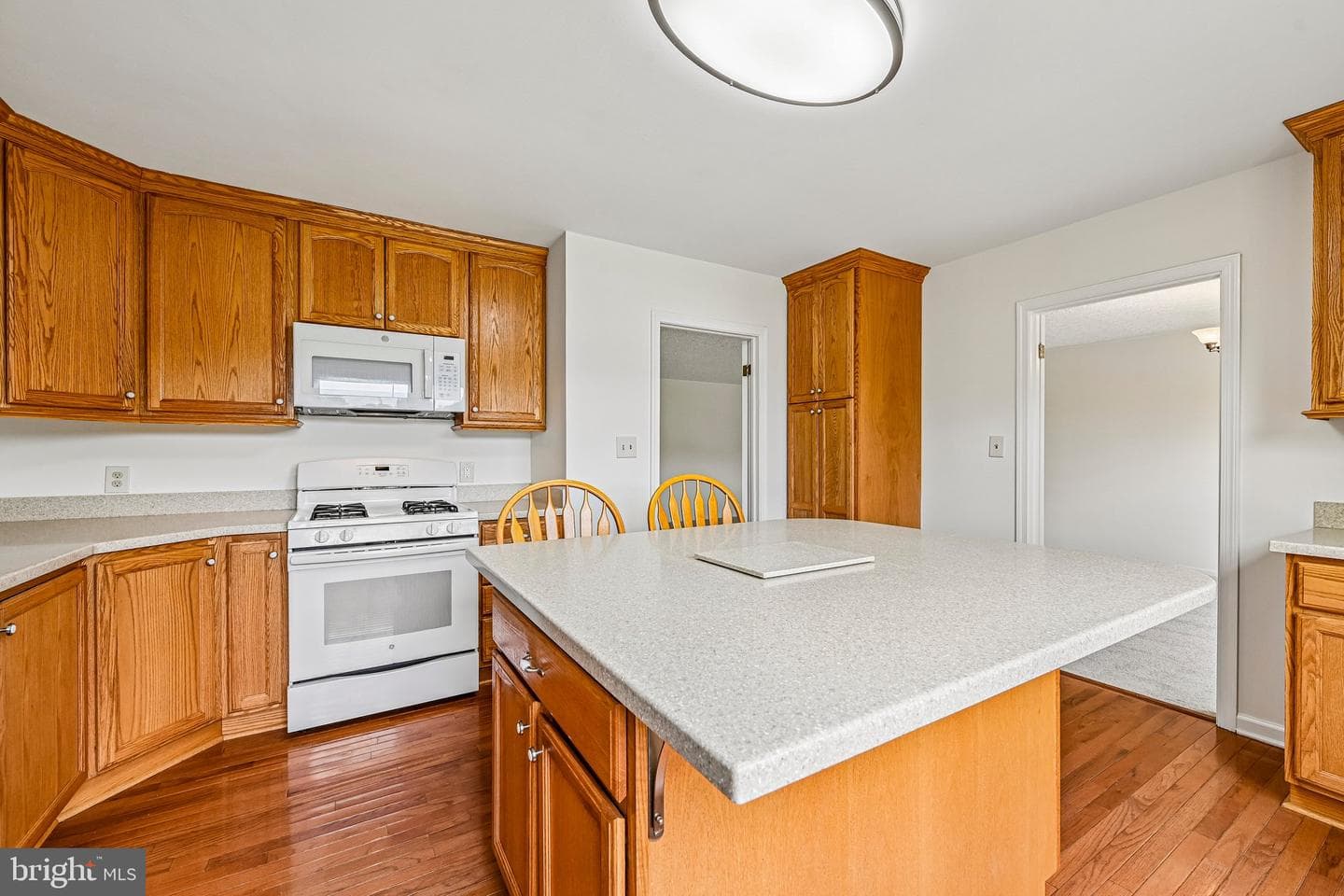 513 Normandy Lane photo 8