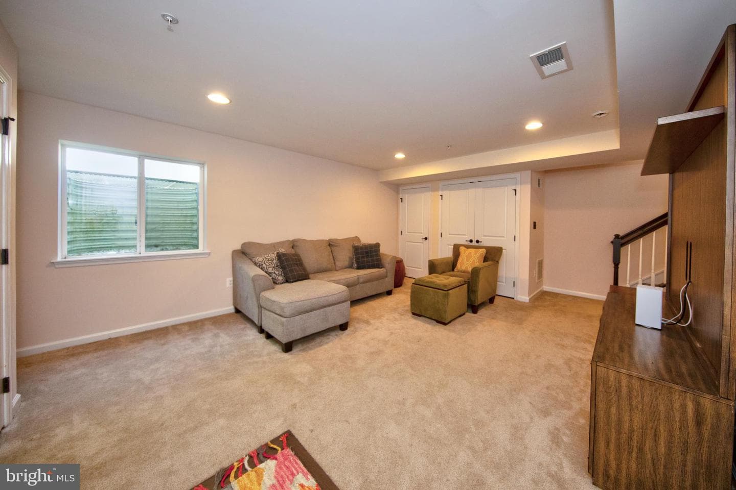 1305 Dickinson Court photo 23
