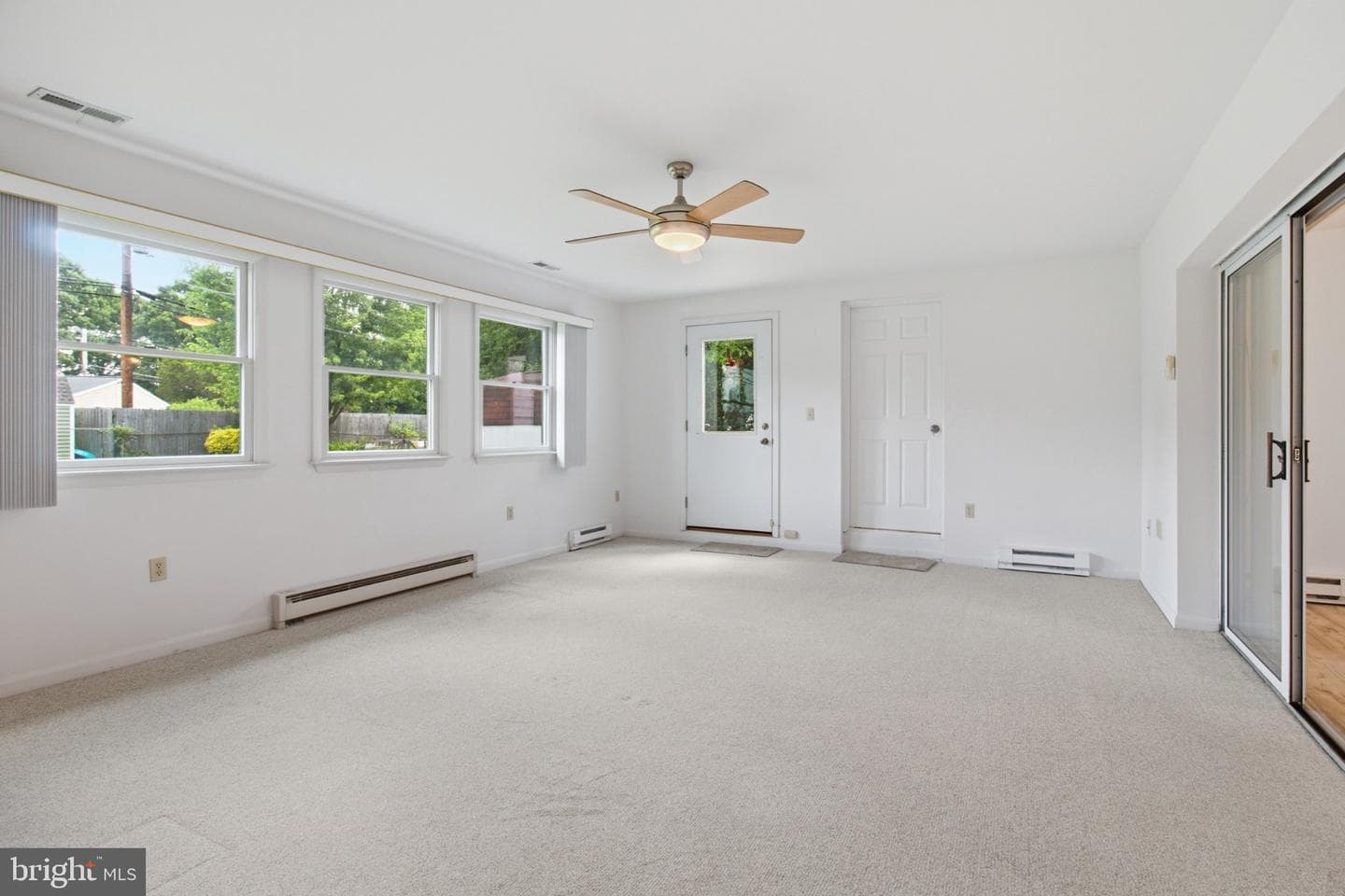 531 Eckhart Drive photo 12