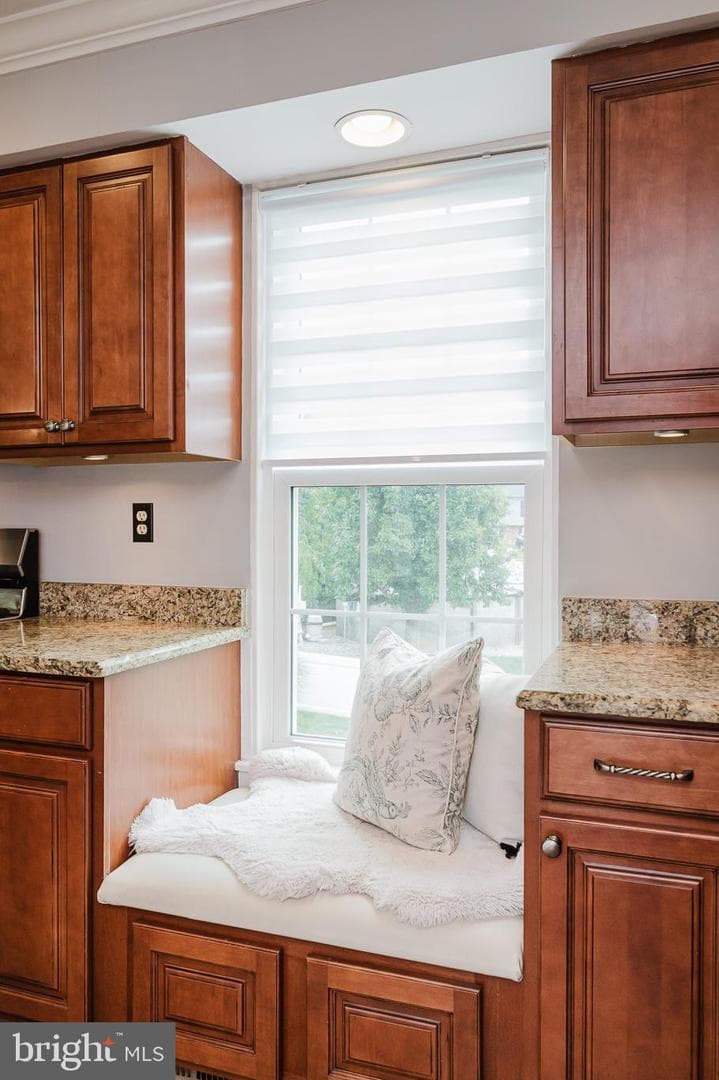 705 Foot Hill Road photo 15