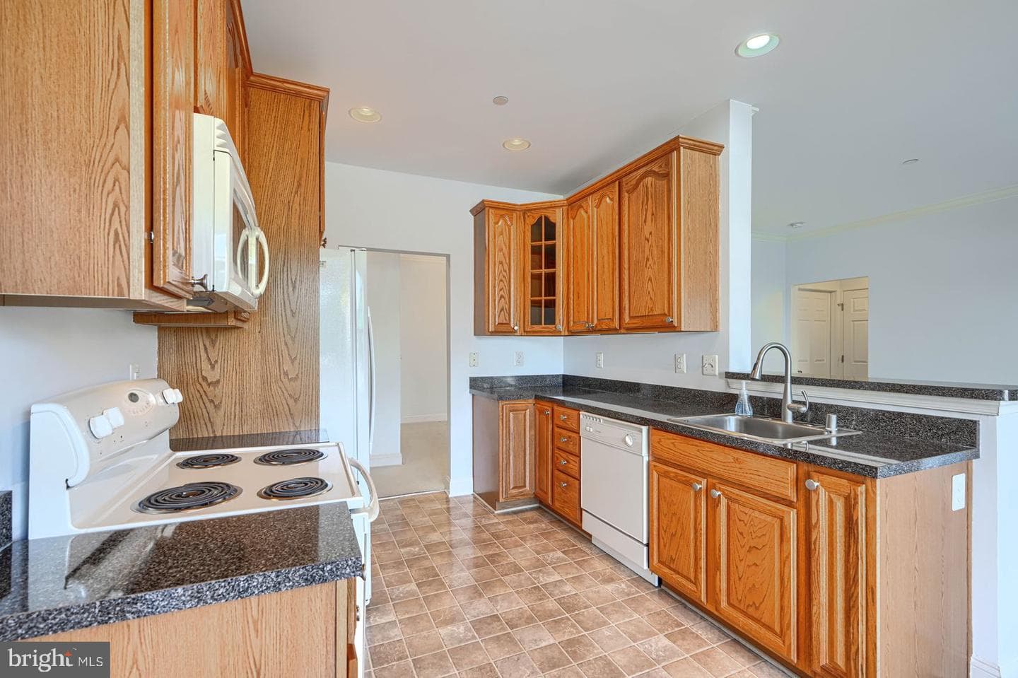 1604 Martha Court #201 photo 12