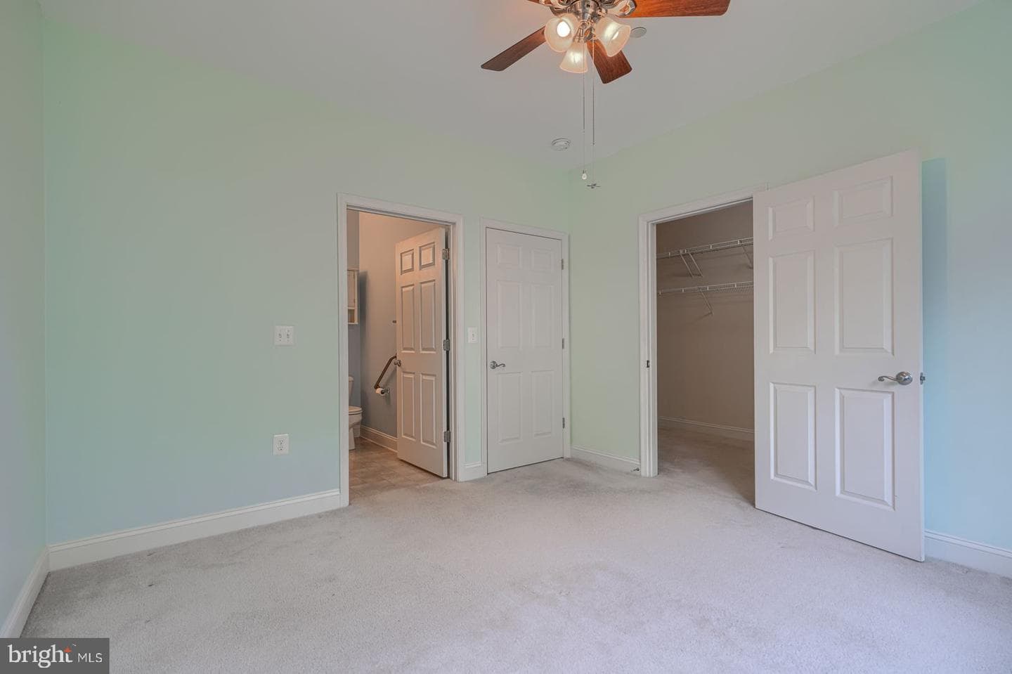 1604 Martha Court #201 photo 25