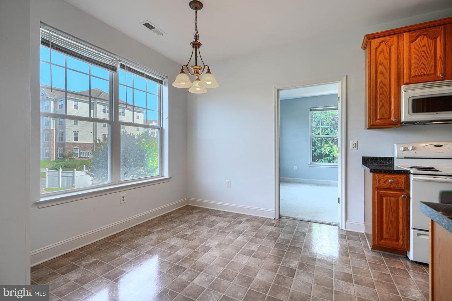 1604 Martha Court #201 photo 9