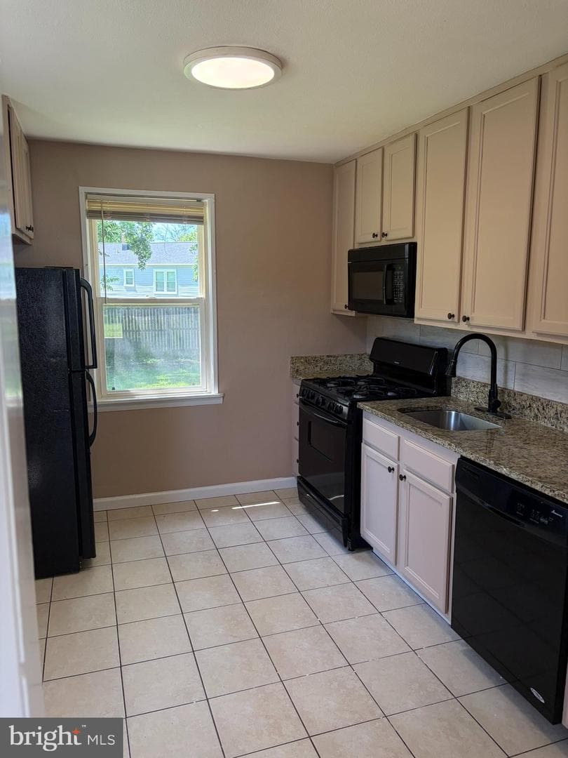7 Aberdeen Avenue photo 17